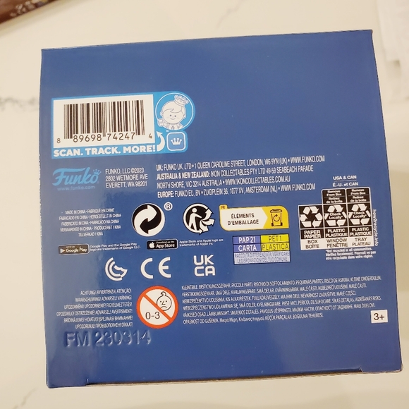 Funko 25th Anniversary Fun On The Run Box Freddy Funko The Flash Extras No Pop - Picture 10 of 11